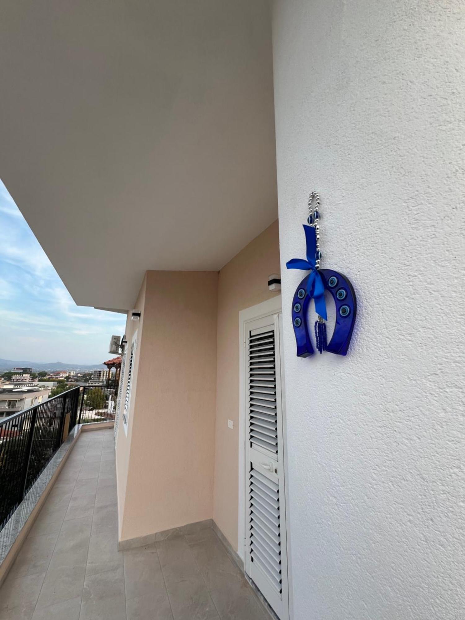 Hilltop Appartement Fier